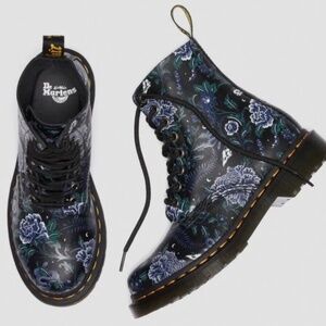 Dr. Martens 1460 Pascal Women's Boots Size 7 Mystic Floral Black Blue Combat